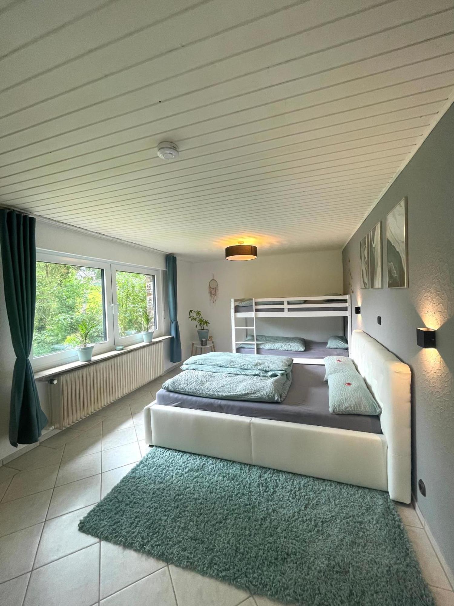 Talblick Chalet Blankenheim Бланкенгайм Екстер'єр фото